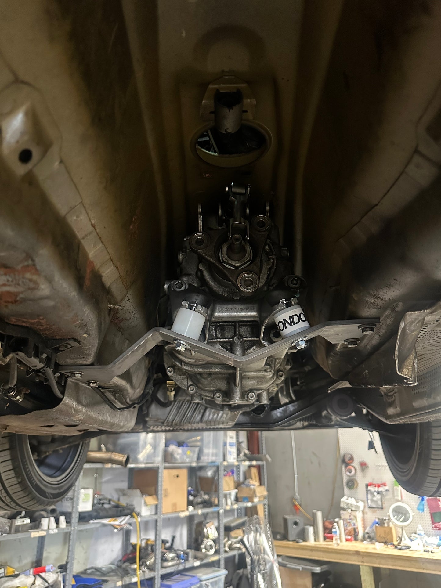 GS6-53BZ E36 Transmission Mount